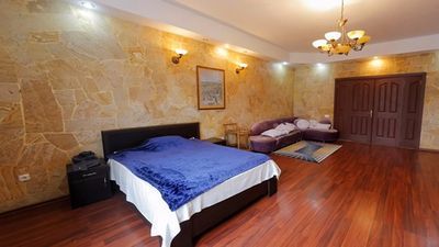 Роскошный дом в старом Тбилиси_8