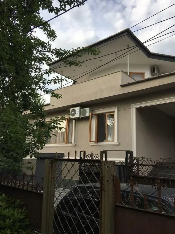 Центр Вилла Кутаиси — Фото 1
