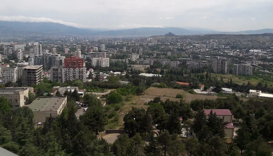 Вид на Тбилиси — Фото 4