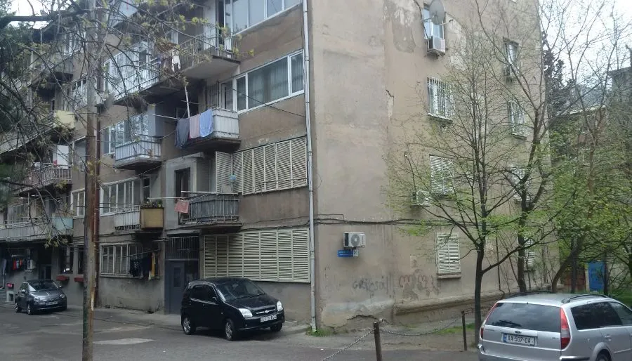Безархаус рядом с метро — Фото 5