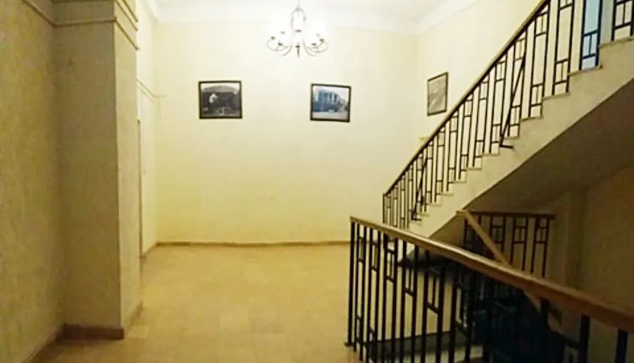 Apartment in old  Tbilisi I — Фото 1