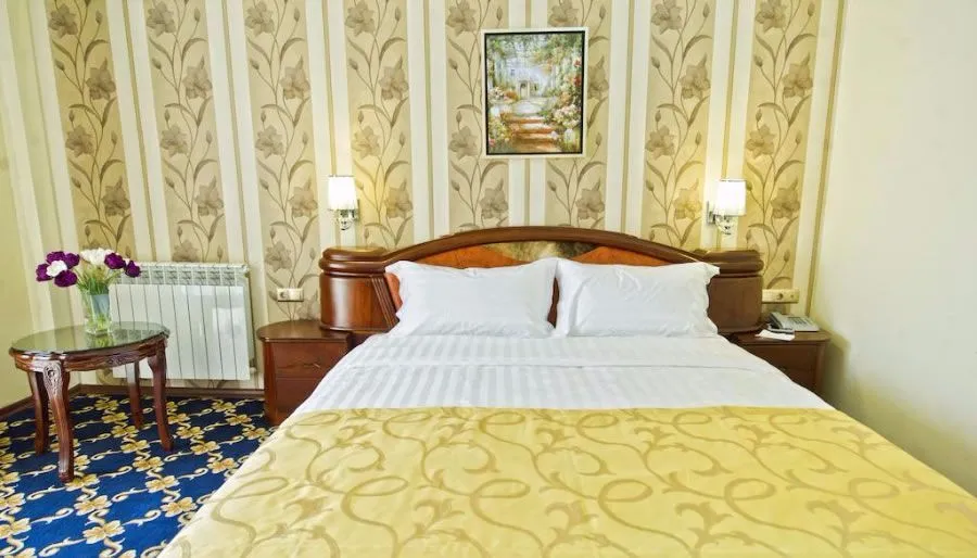 Крон Палас Тбилиси — Фото 18